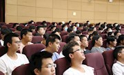 我校召开2021级研究生新生航空报国精神报告会暨研究生“知行”宣讲团第五期宣讲会