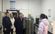 副校长周世健走访慰问假期留校学生